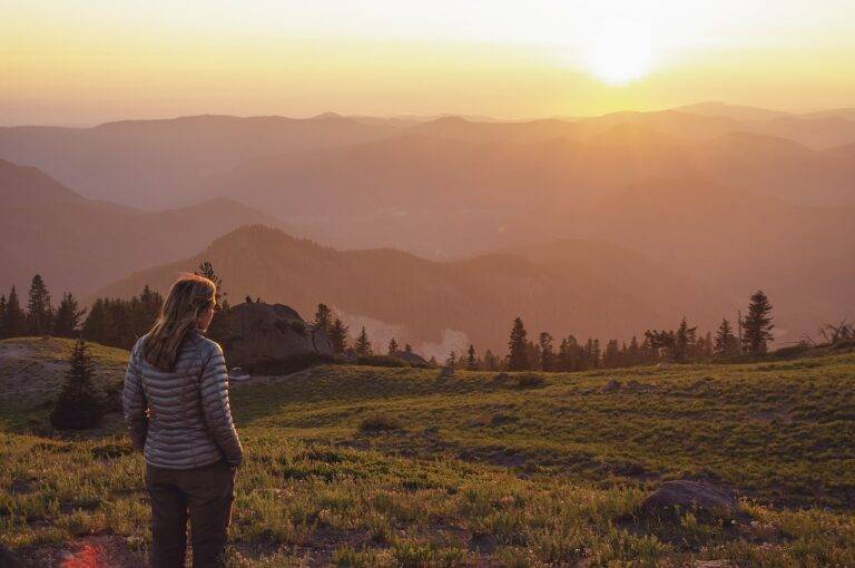 Remote Work-Friendly Travel Destinations