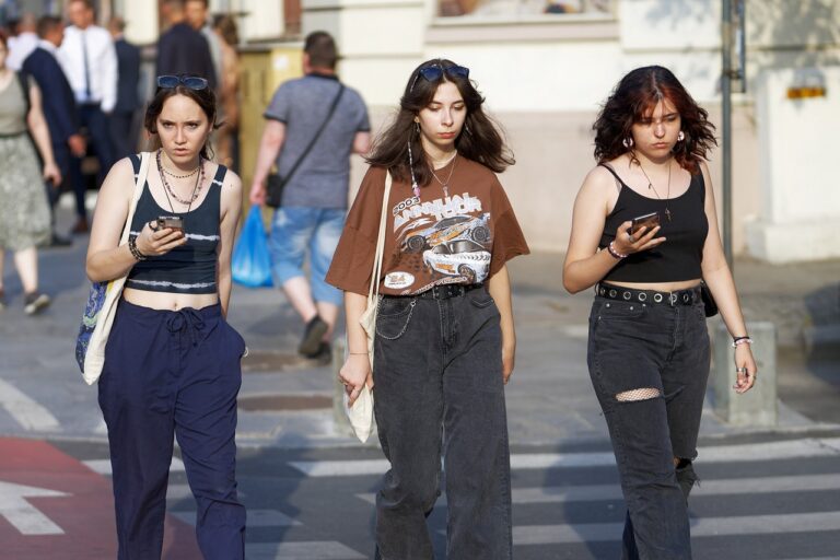 Fashion and Mindfulness: Dressing with Intention